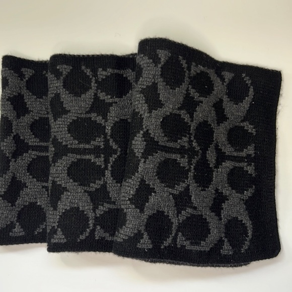 Coach Black and Gray scarf - Picture 1 of 4